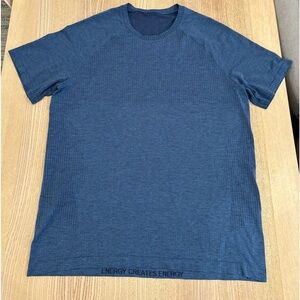 Lululemon Men’s Metal Vent Tech Blue Size Large